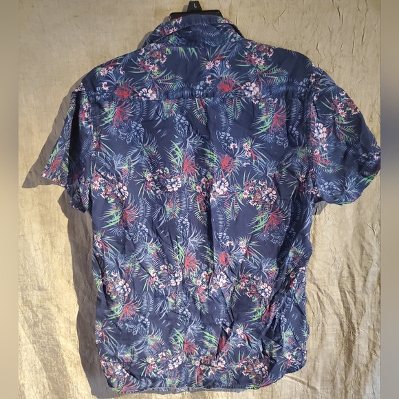 Denim & Flower Button Down Shirt - Picture 2 of 5